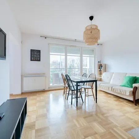 Sea Breeze With Parking By Renters Appartamento *